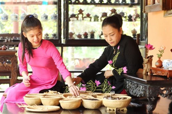 Experience Tea Ceremony and Meditation (4)